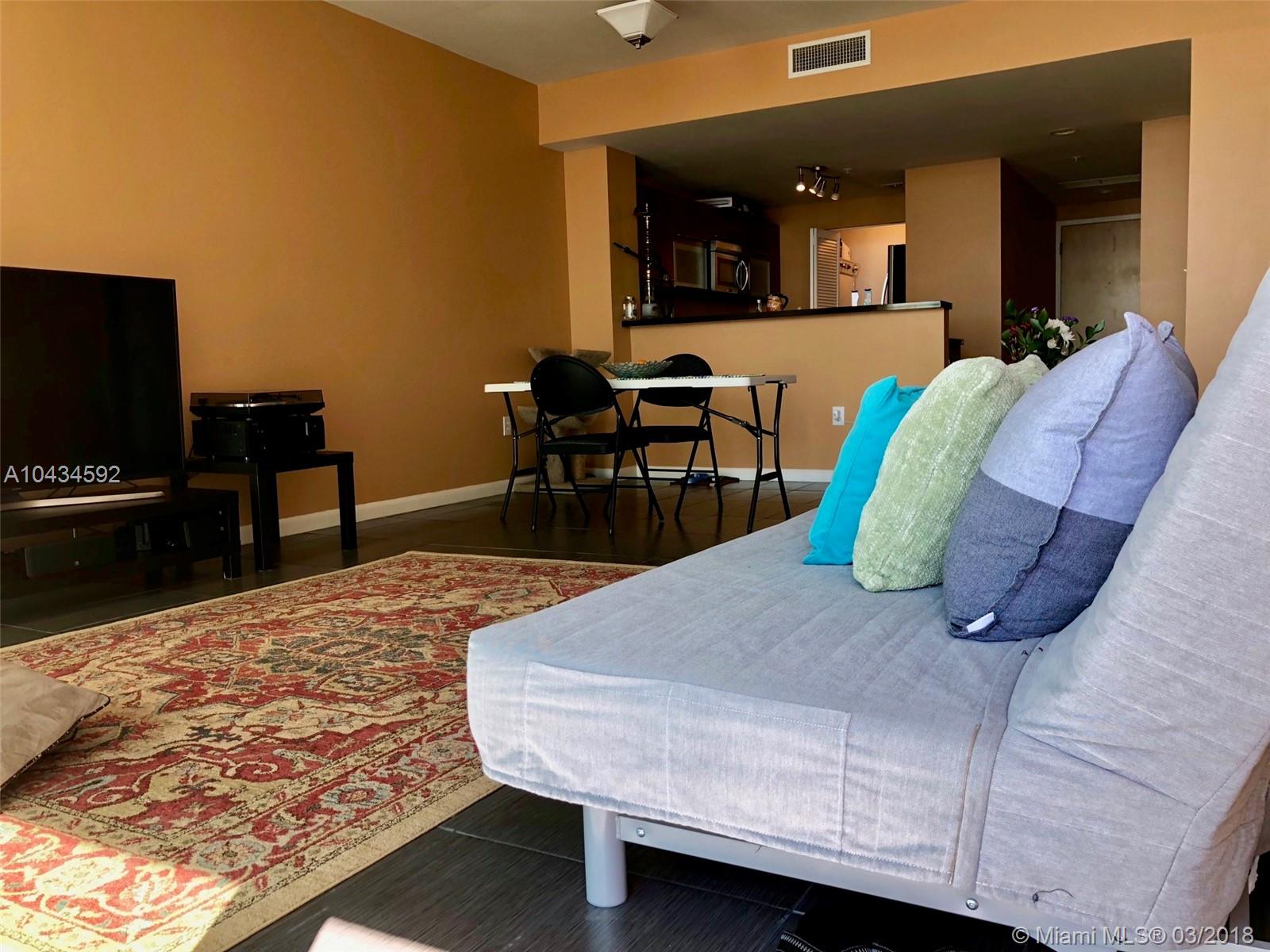 VIZCAYNE SOUTH CONDO - Residential