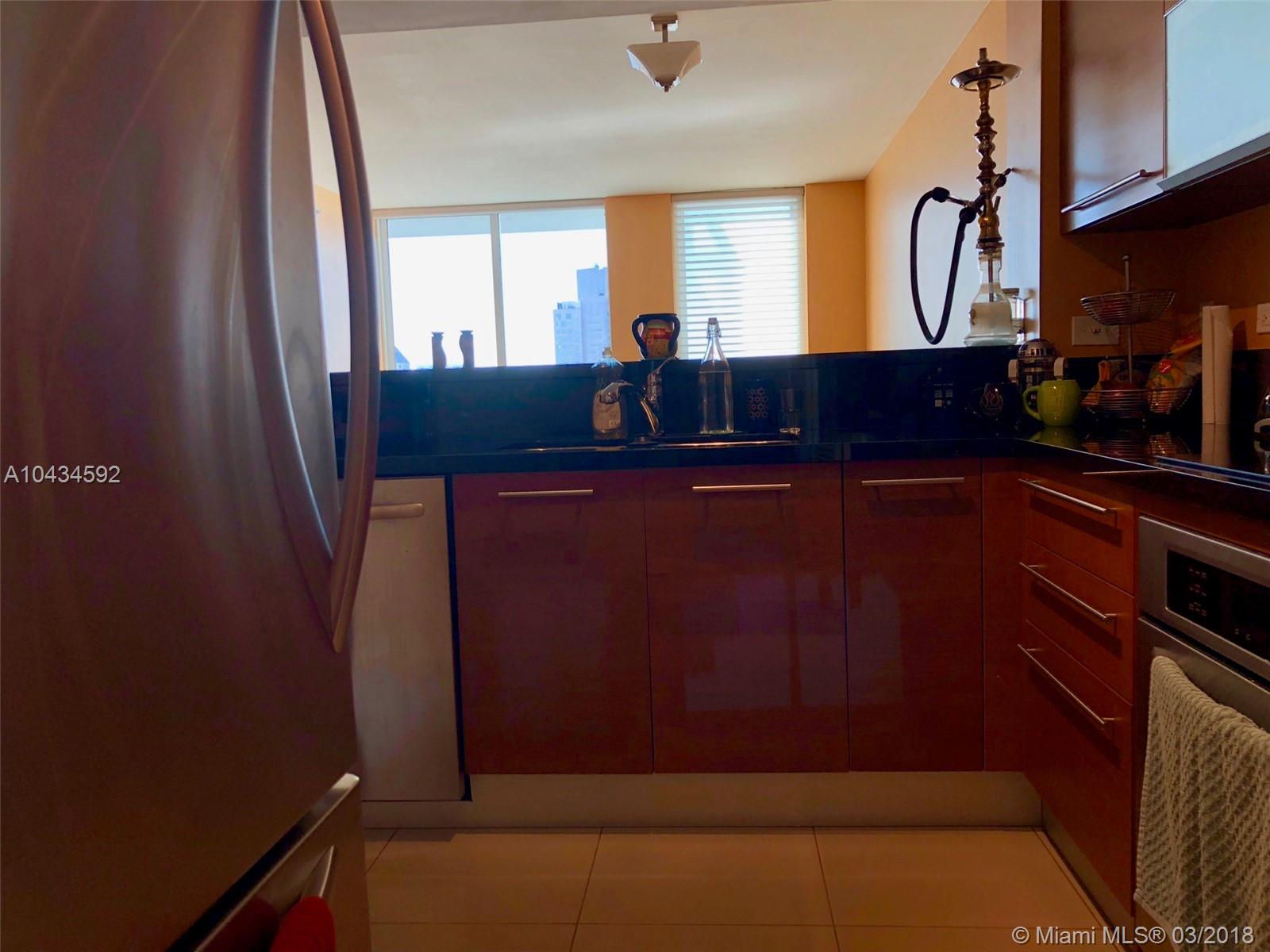 VIZCAYNE SOUTH CONDO - Residential