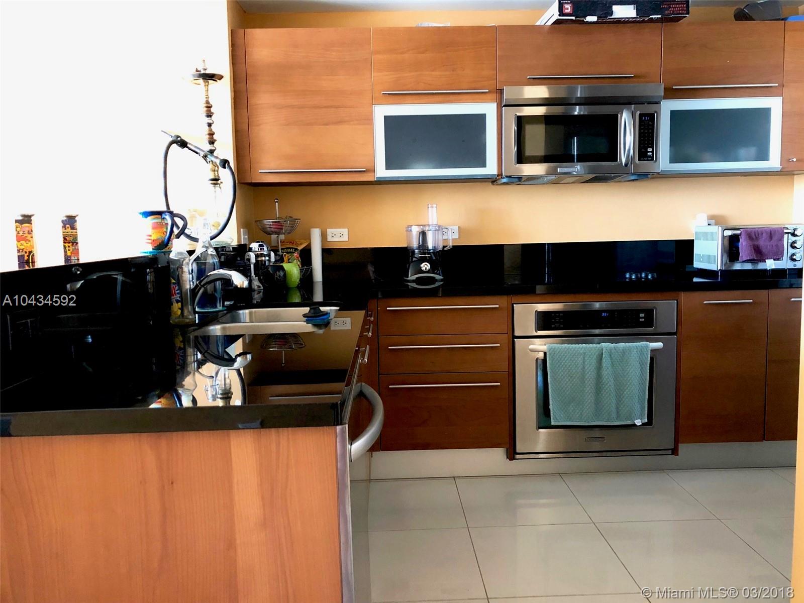 VIZCAYNE SOUTH CONDO - Residential
