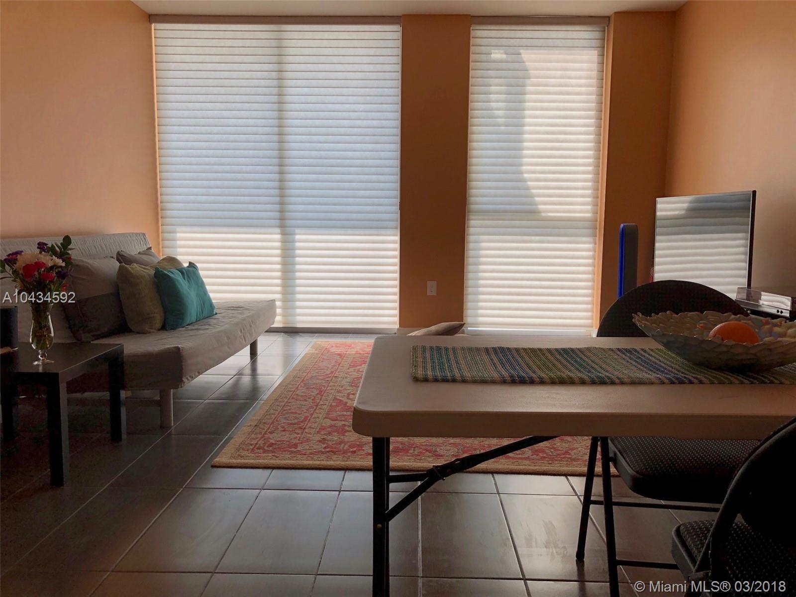 VIZCAYNE SOUTH CONDO - Residential