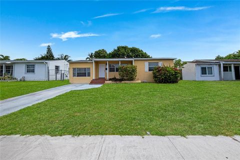 2431 Rodman St Hollywood FL 33020