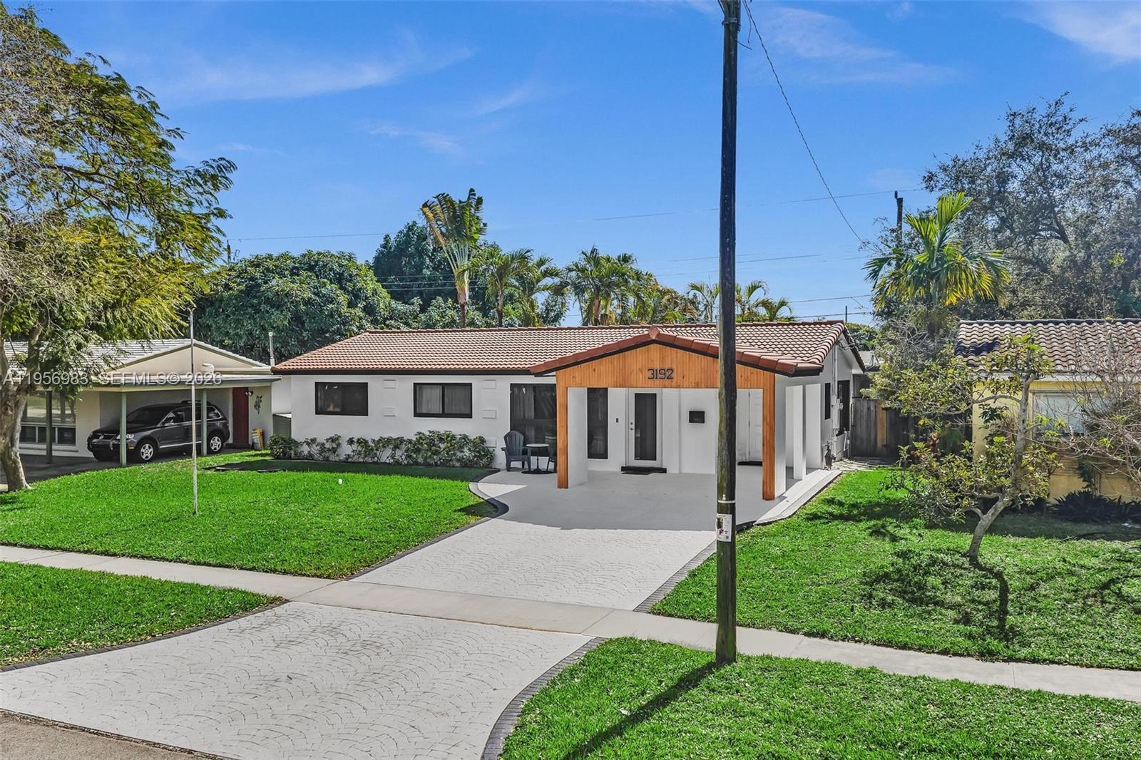 HOLLYWOOD HEIGHTS ADD SEC - Residential