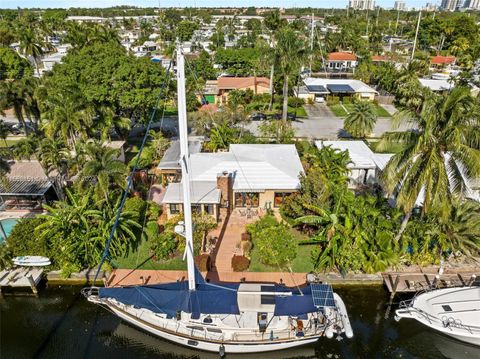 Single Family Residence in Fort Lauderdale FL 1004 Guava Isle Isle 19.jpg