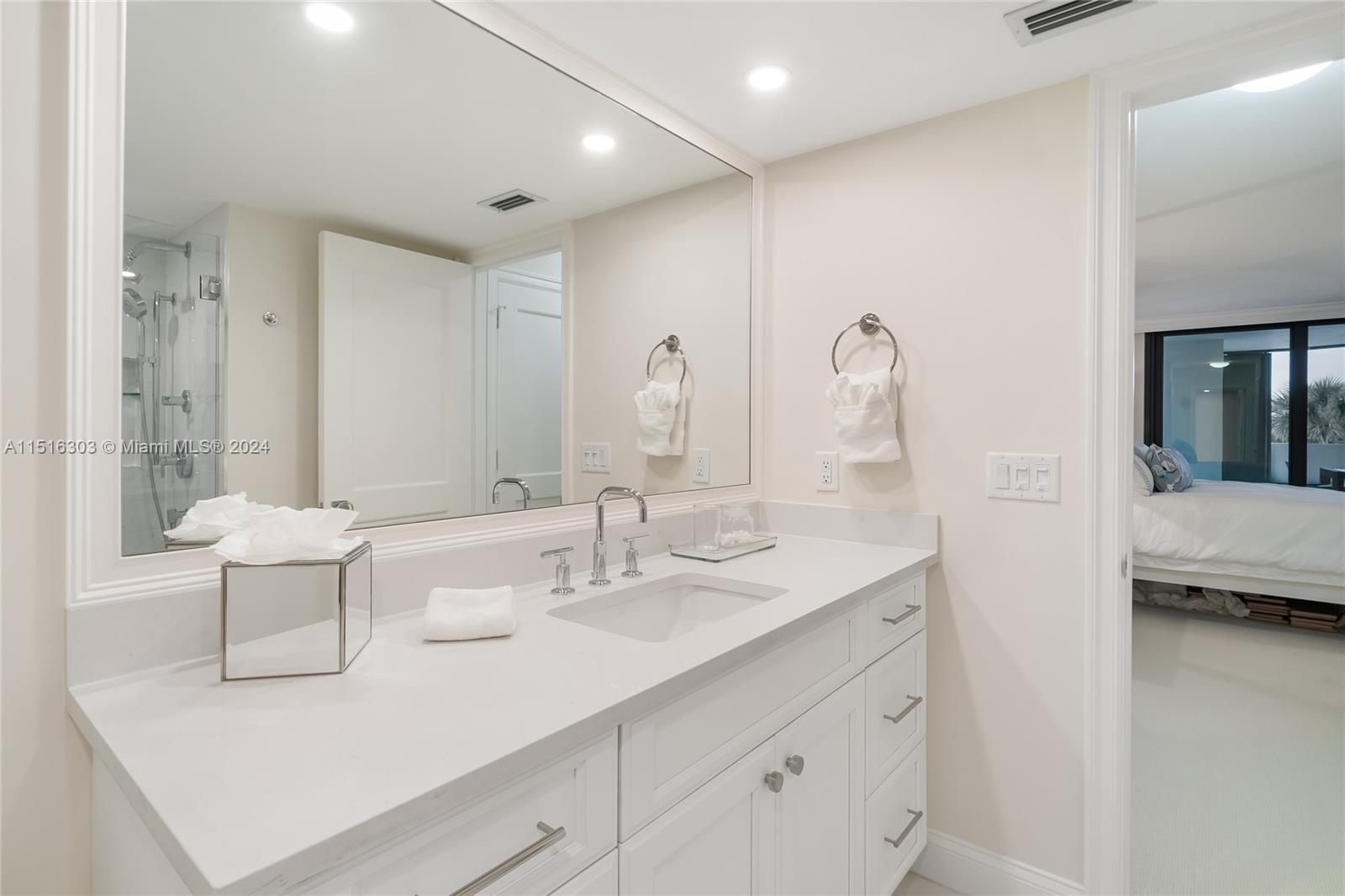 PASSAGES OF JUPITER ISLAN - Residential