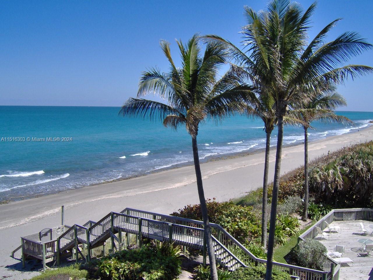 PASSAGES OF JUPITER ISLAN - Residential