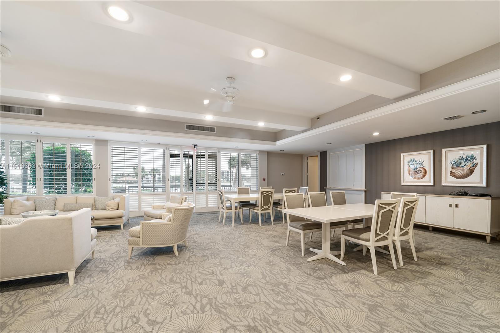 PASSAGES OF JUPITER ISLAN - Residential