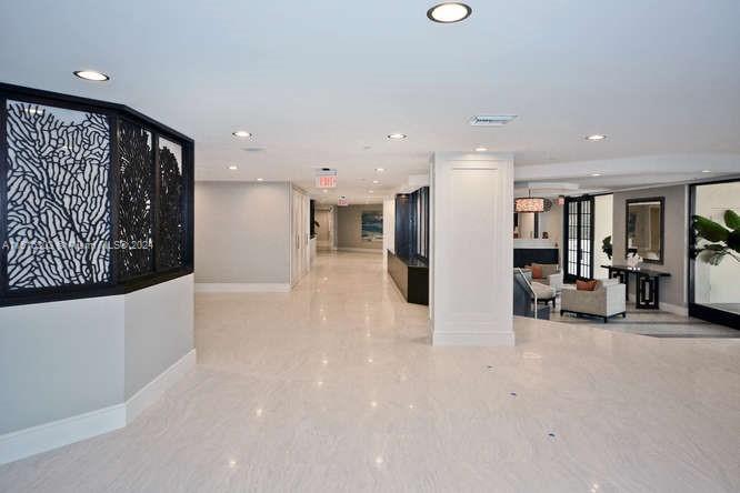 PASSAGES OF JUPITER ISLAN - Residential