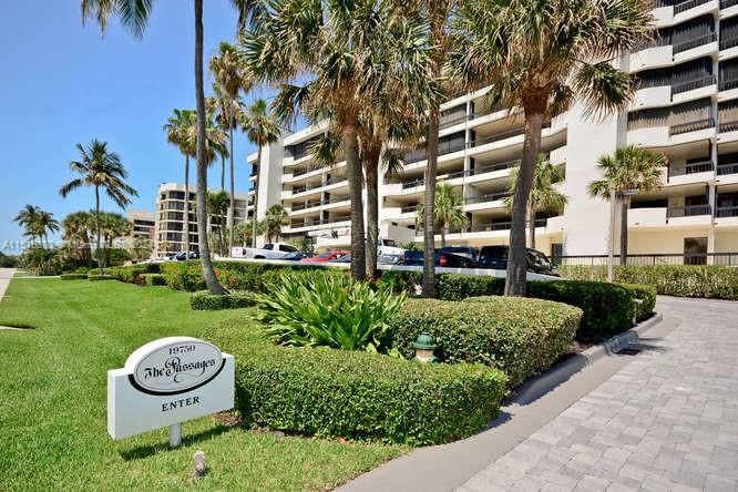 PASSAGES OF JUPITER ISLAN - Residential