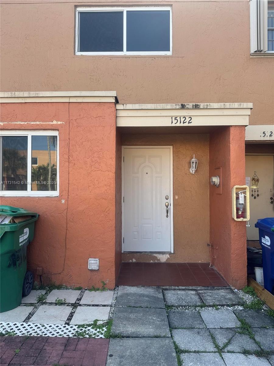 15122 Sw 81st St 103, Miami, Broward County, Florida - 2 Bedrooms  
2 Bathrooms - 