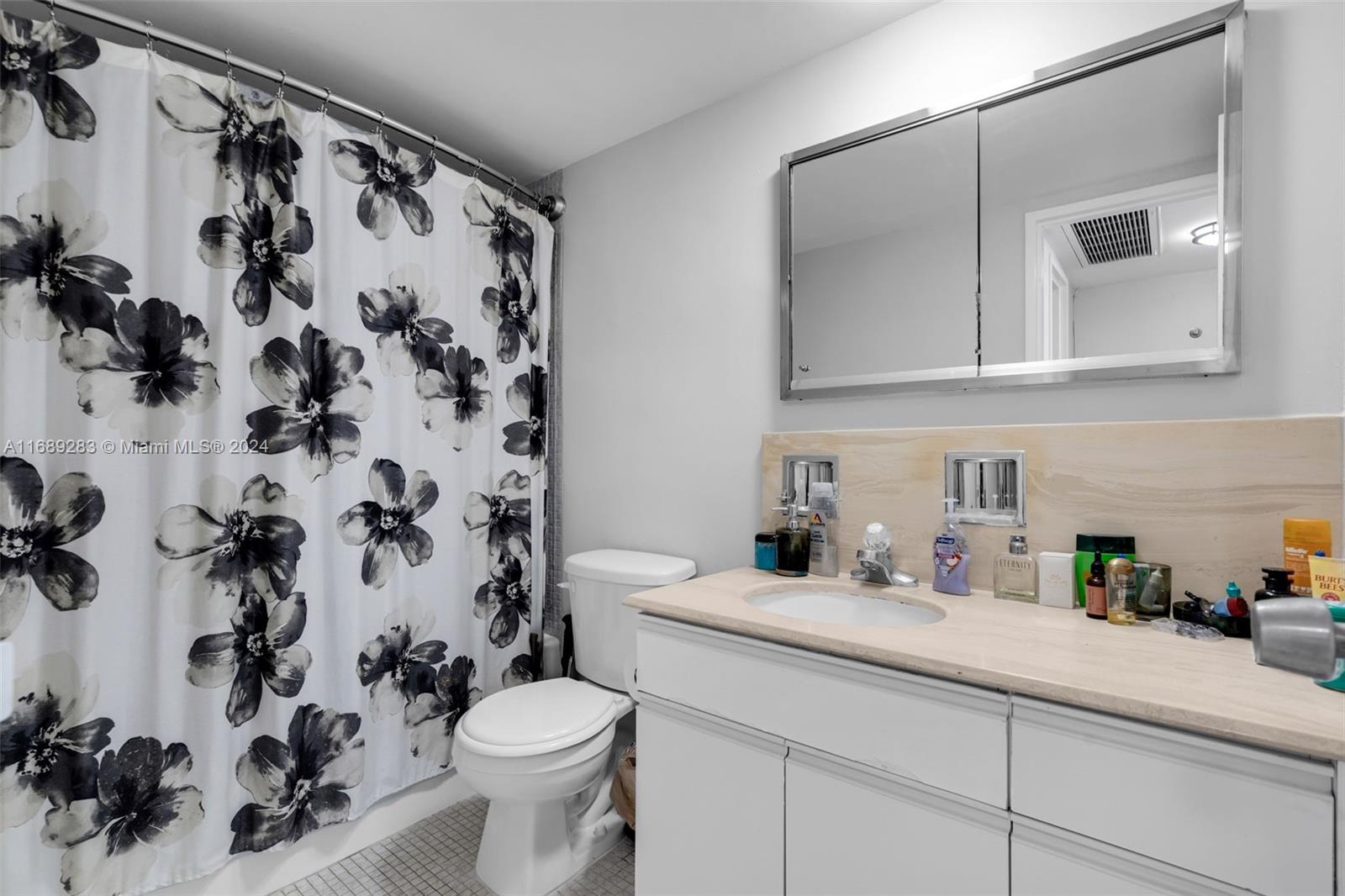 SEACOAST 5700 CONDO - Residential