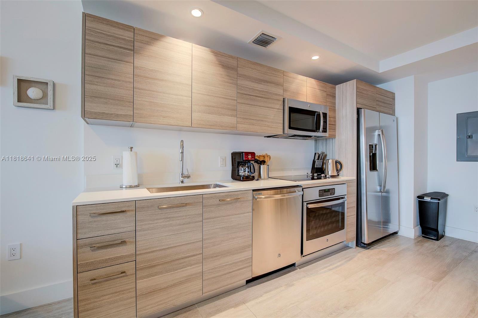 Hyde Midtown - Residential Lease