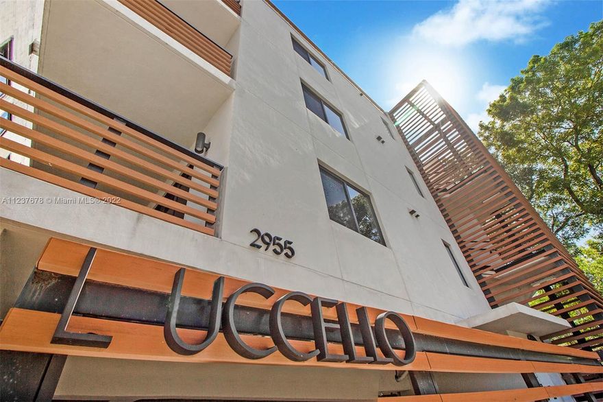 Great opportunity in the center of Coconut Grove to acquire this exclusive 3 story brand new boutique building. L'uccello offers 6 contemporary units with 2BR/2.5BA, 2BR/2.5BA+DEN & 3BR/BA layouts and split floors plans ranging from 1,242 to 1,570 Sq Ft. Each floor has two units and penthouses on top floor have large rooftop terraces private to those respective condos. Rooftop pool for is for the penthouses private use with individual access from inside. Turn-Key condition with light grey porcelain wood floors in all units. European wood cabinetry, stainless steel appliances, Compac quartz countertops. Elevator. Covered parking under building and gated access. Available furnished with no rental restrictions.