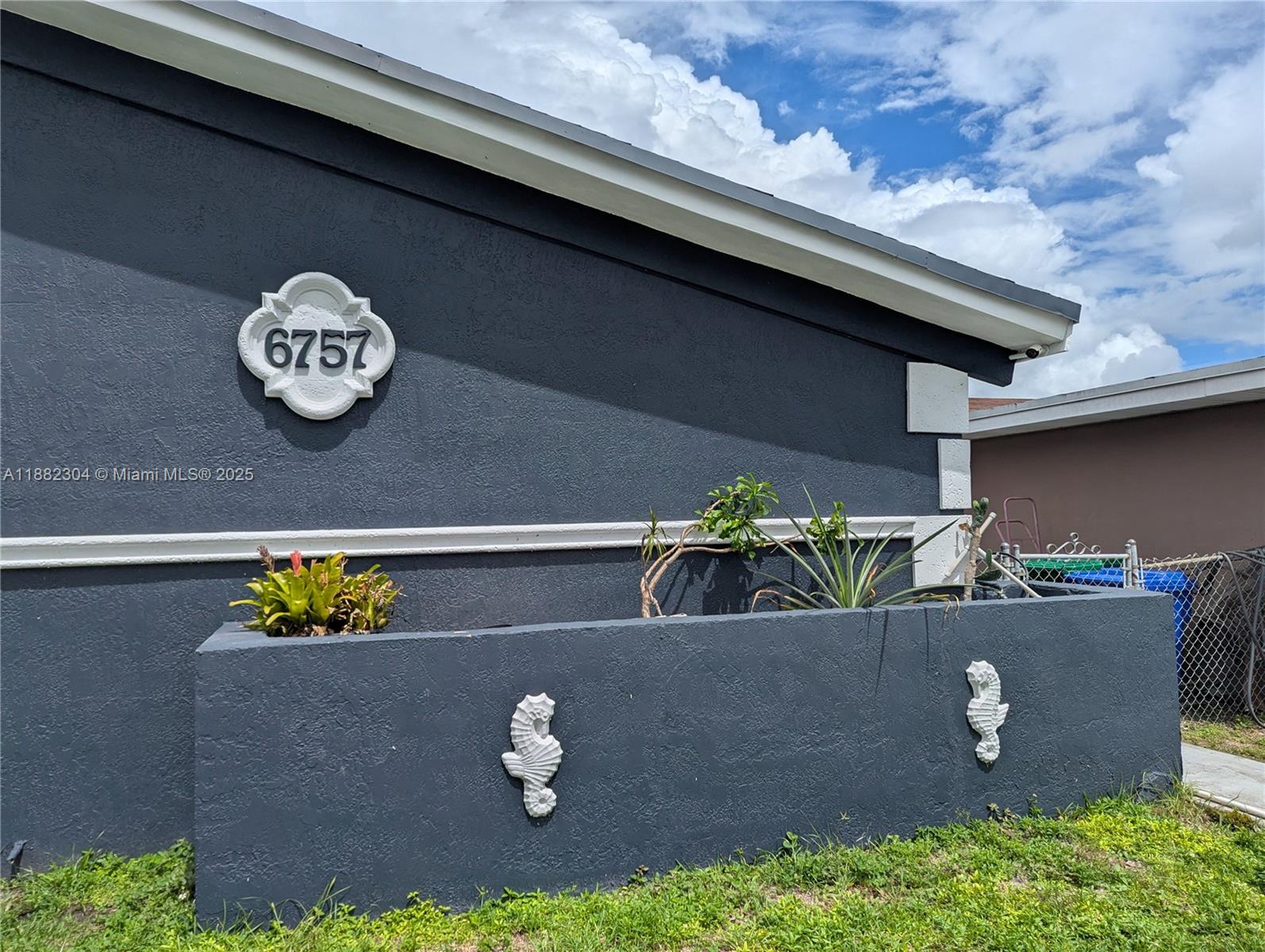 MIRAMAR ISLES SEC 5 - Residential