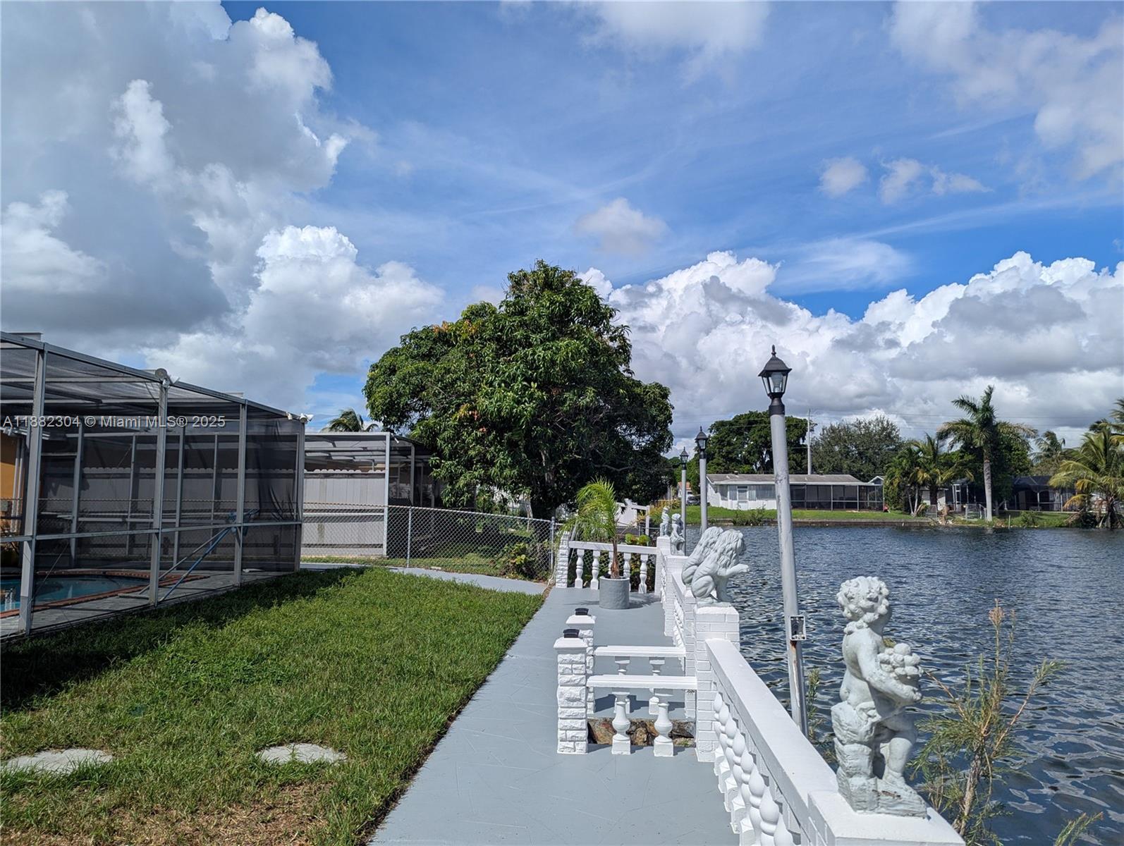 MIRAMAR ISLES SEC 5 - Residential