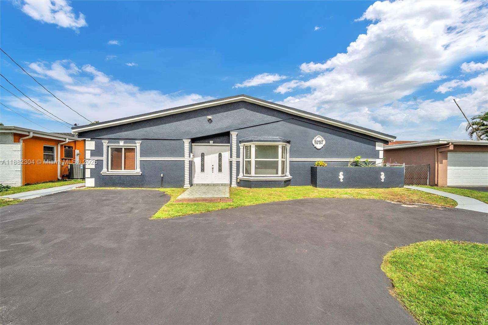 MIRAMAR ISLES SEC 5 - Residential