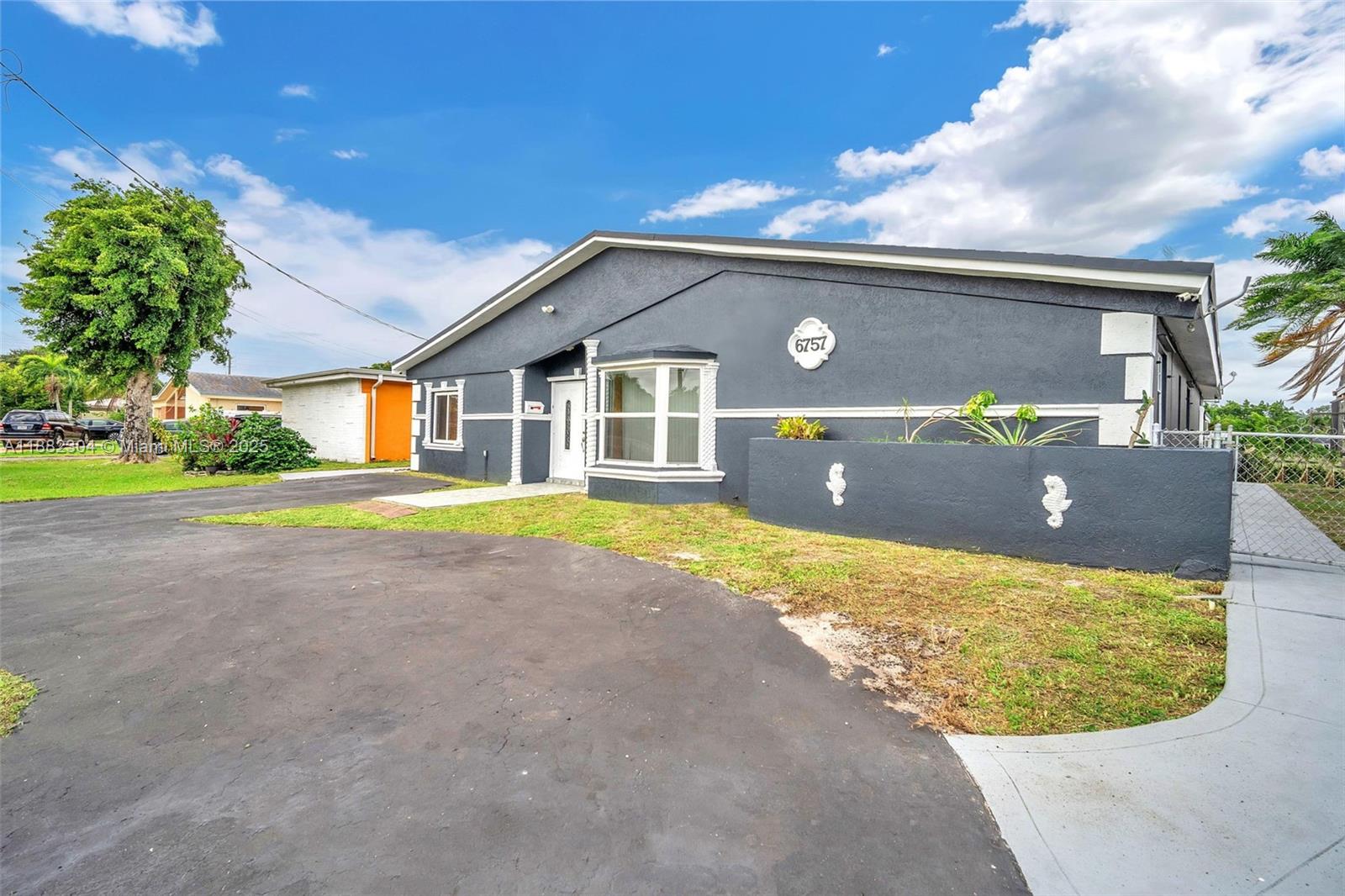 MIRAMAR ISLES SEC 5 - Residential