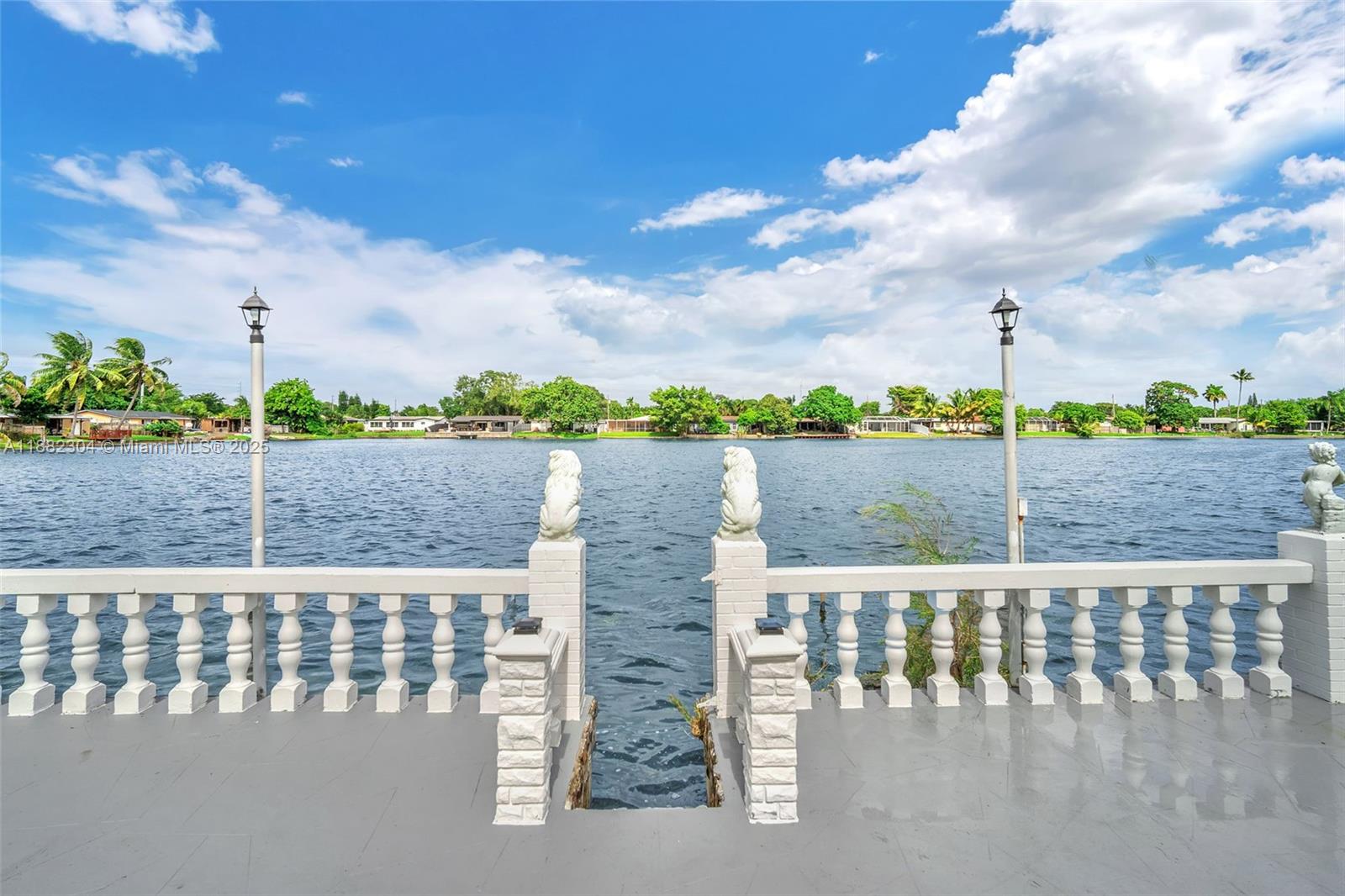 MIRAMAR ISLES SEC 5 - Residential