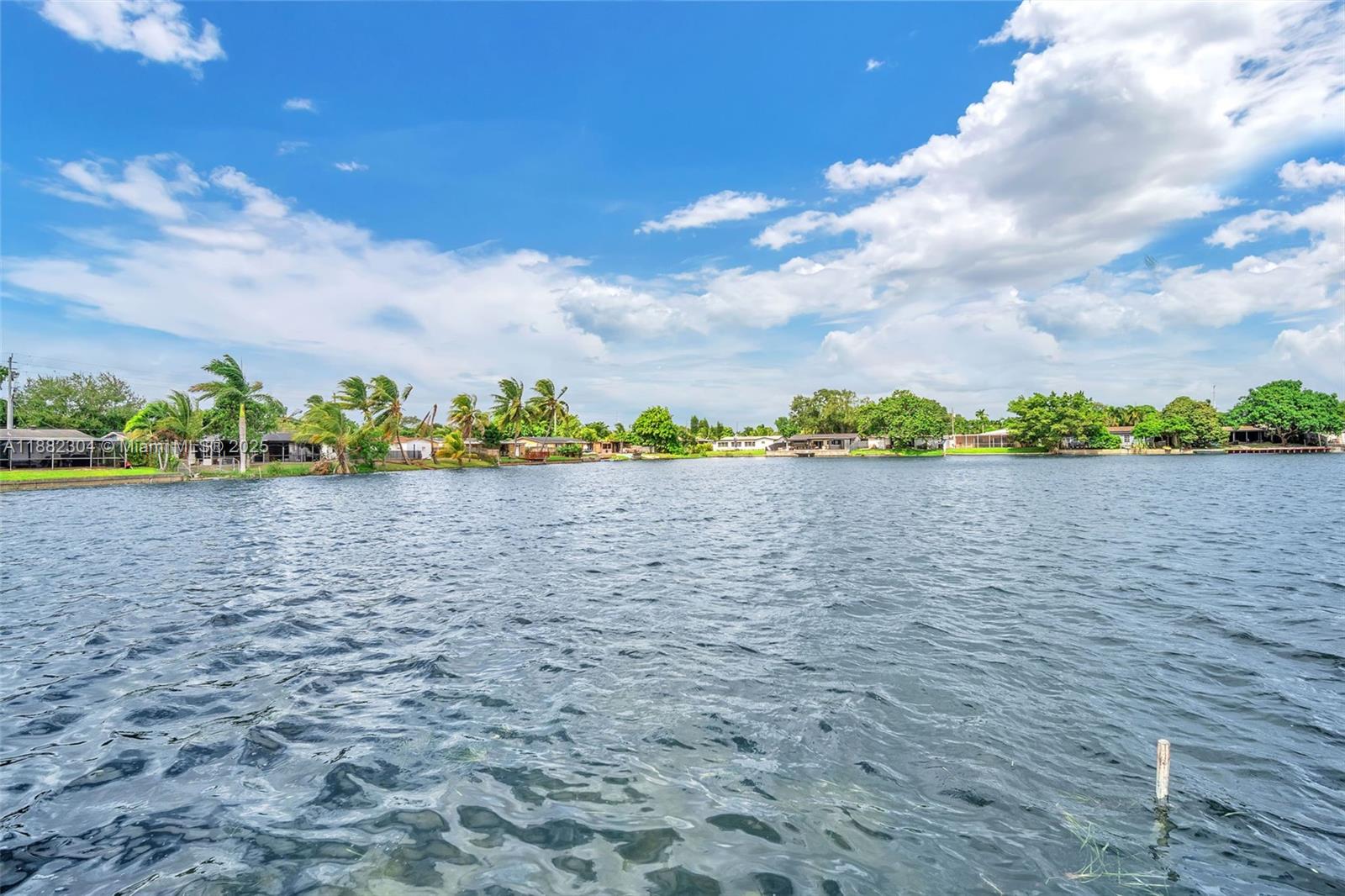 MIRAMAR ISLES SEC 5 - Residential