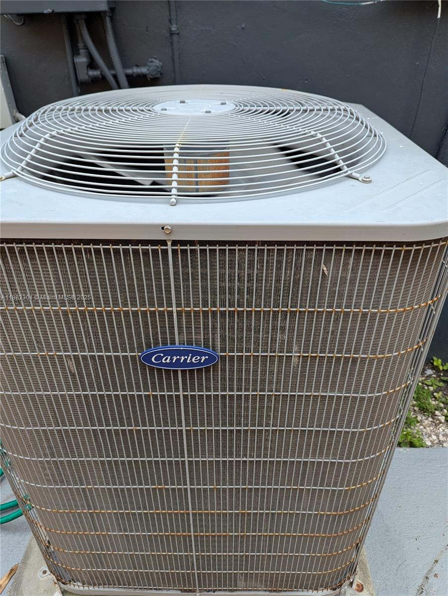 MIRAMAR ISLES SEC 5 - Residential