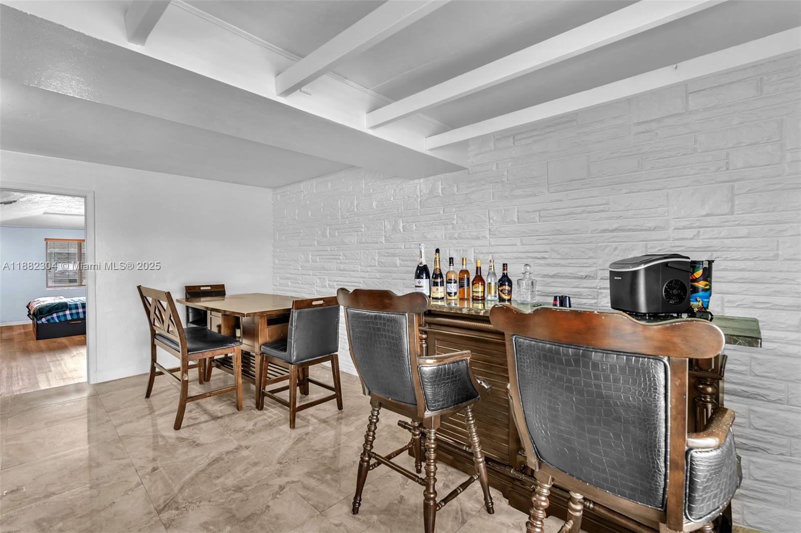 MIRAMAR ISLES SEC 5 - Residential