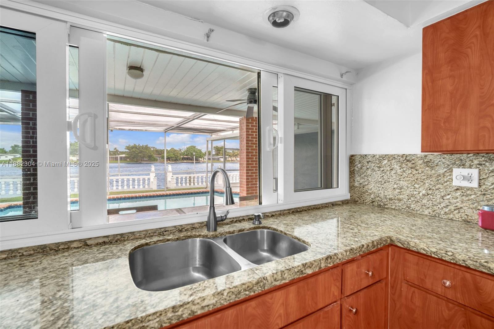 MIRAMAR ISLES SEC 5 - Residential