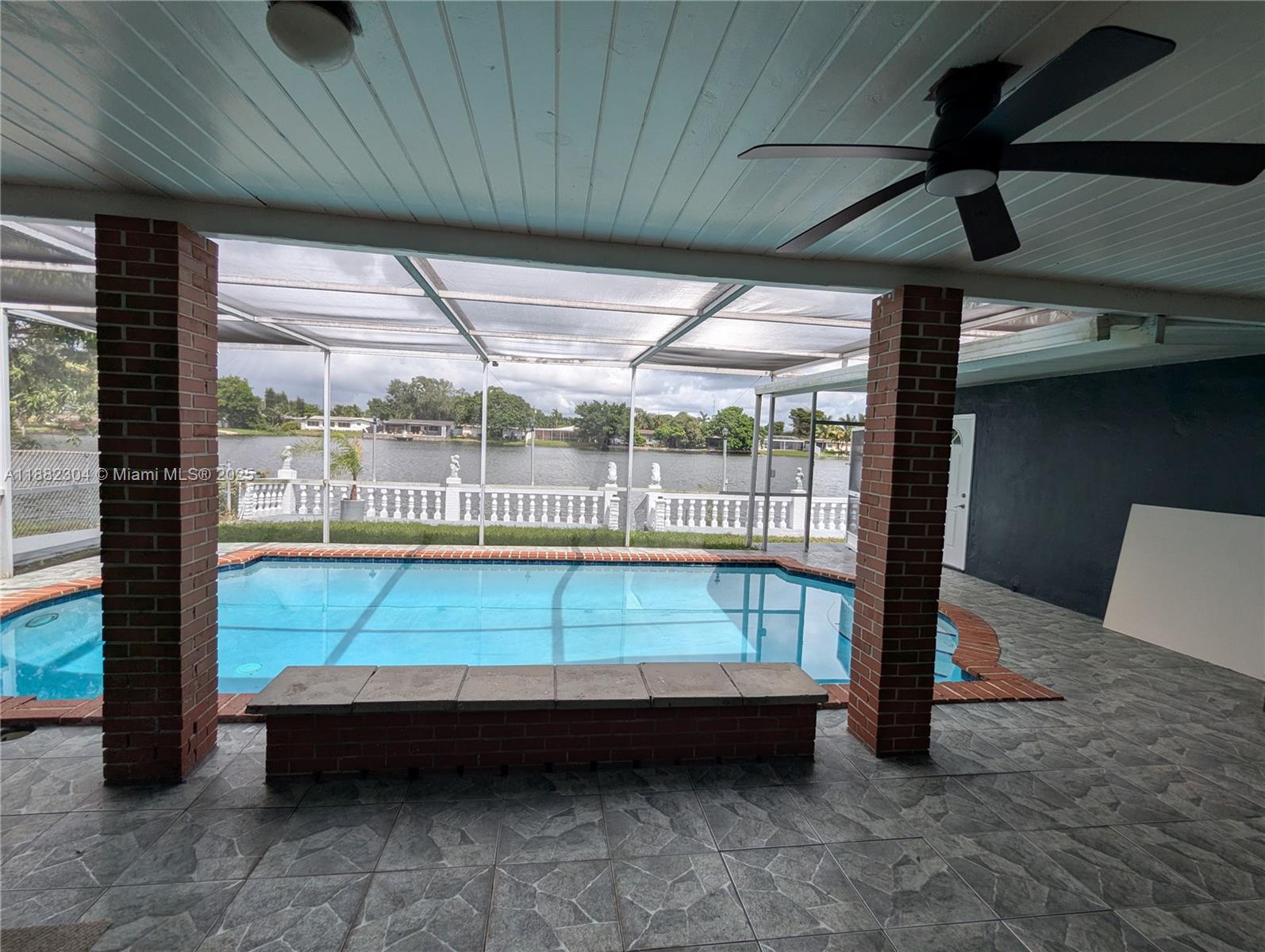 MIRAMAR ISLES SEC 5 - Residential