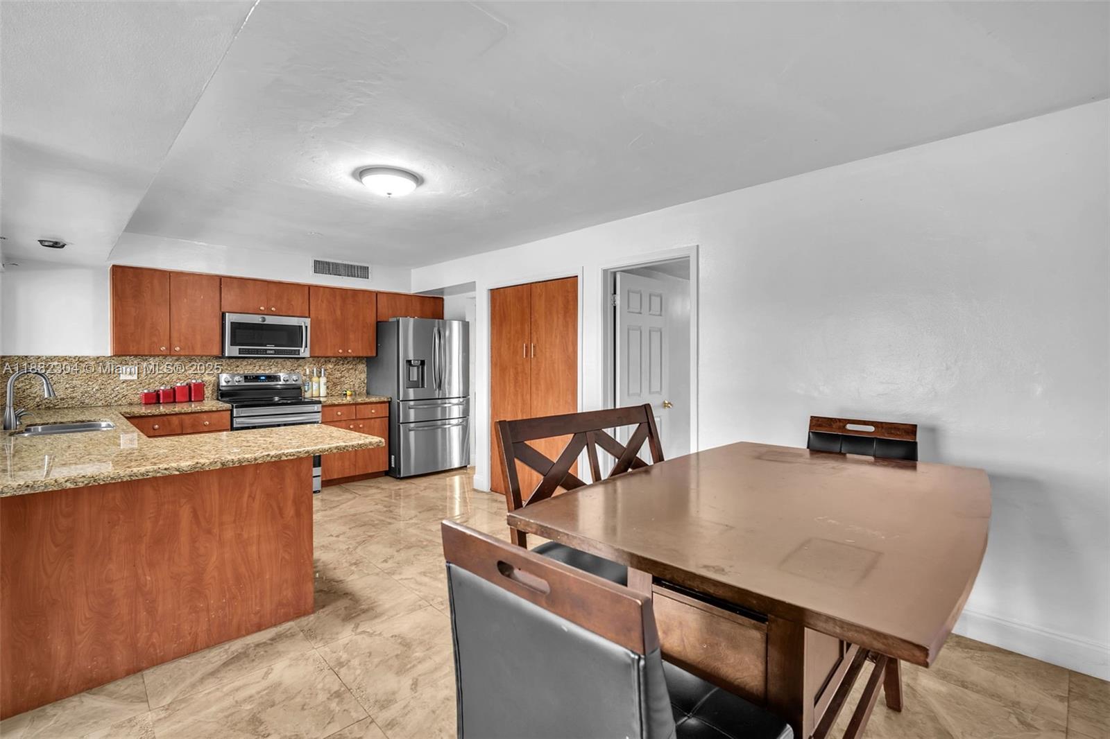 MIRAMAR ISLES SEC 5 - Residential