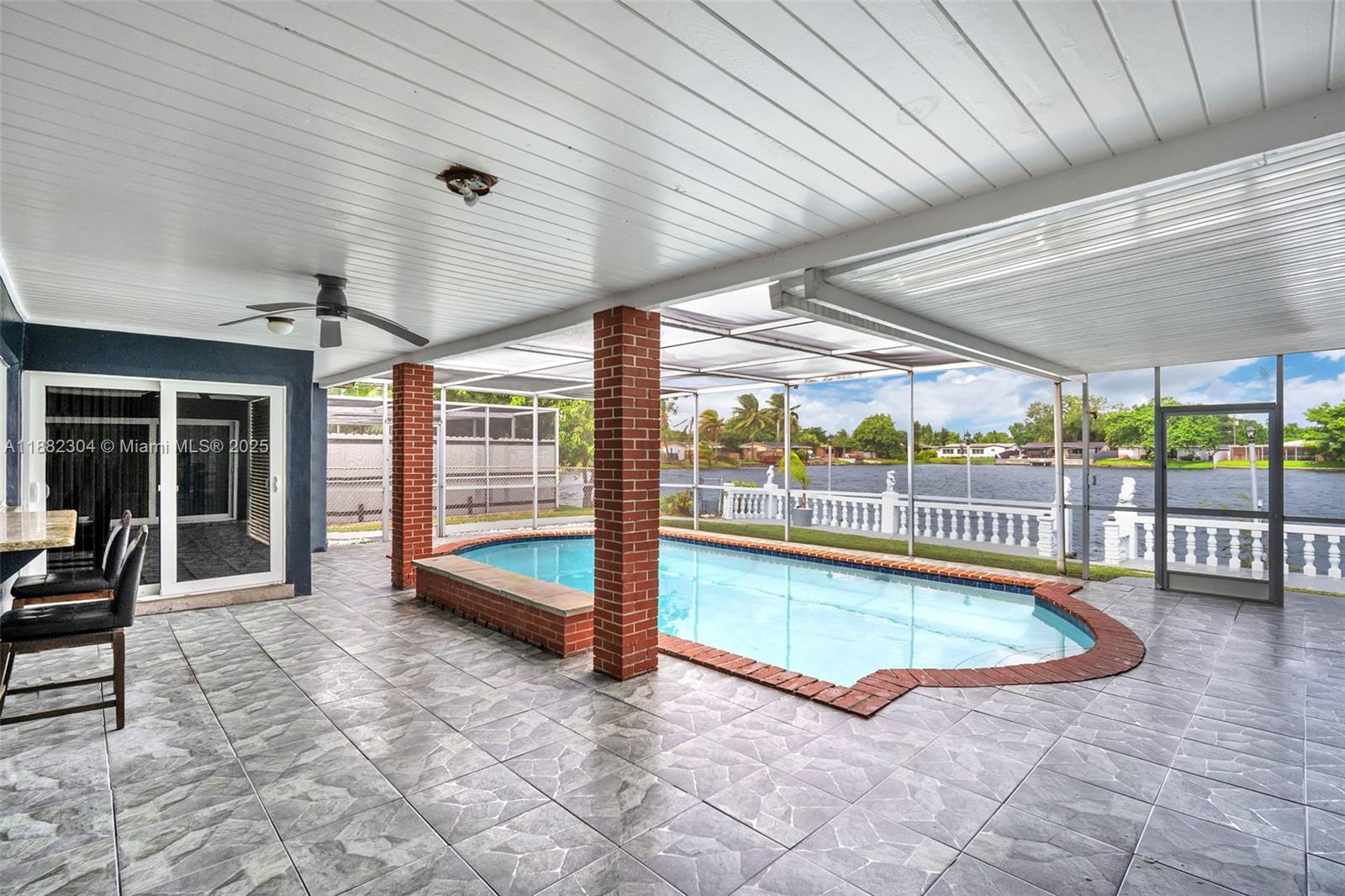 MIRAMAR ISLES SEC 5 - Residential