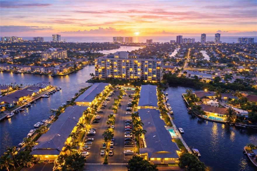 MILLION DOLLAR VIEW! ONE FIXED BRIDGE, OCEAN ACCESS. 2 BEDROOM, 2 BATH, ENCLOSED PATIO. TILE FLOORING THROUGHOUT, NEW AC, STEPS TO THE POOL, SHUFFLE BOARD AND GRILL.  BOAT DOCKAGE WHEN AVAILABLE UP TO 26'. CASH ONLY, CREDIT SCORE OF 700 REQUIRED. LAUNDRY AND STORAGE ON SITE. GREAT LOCATION.