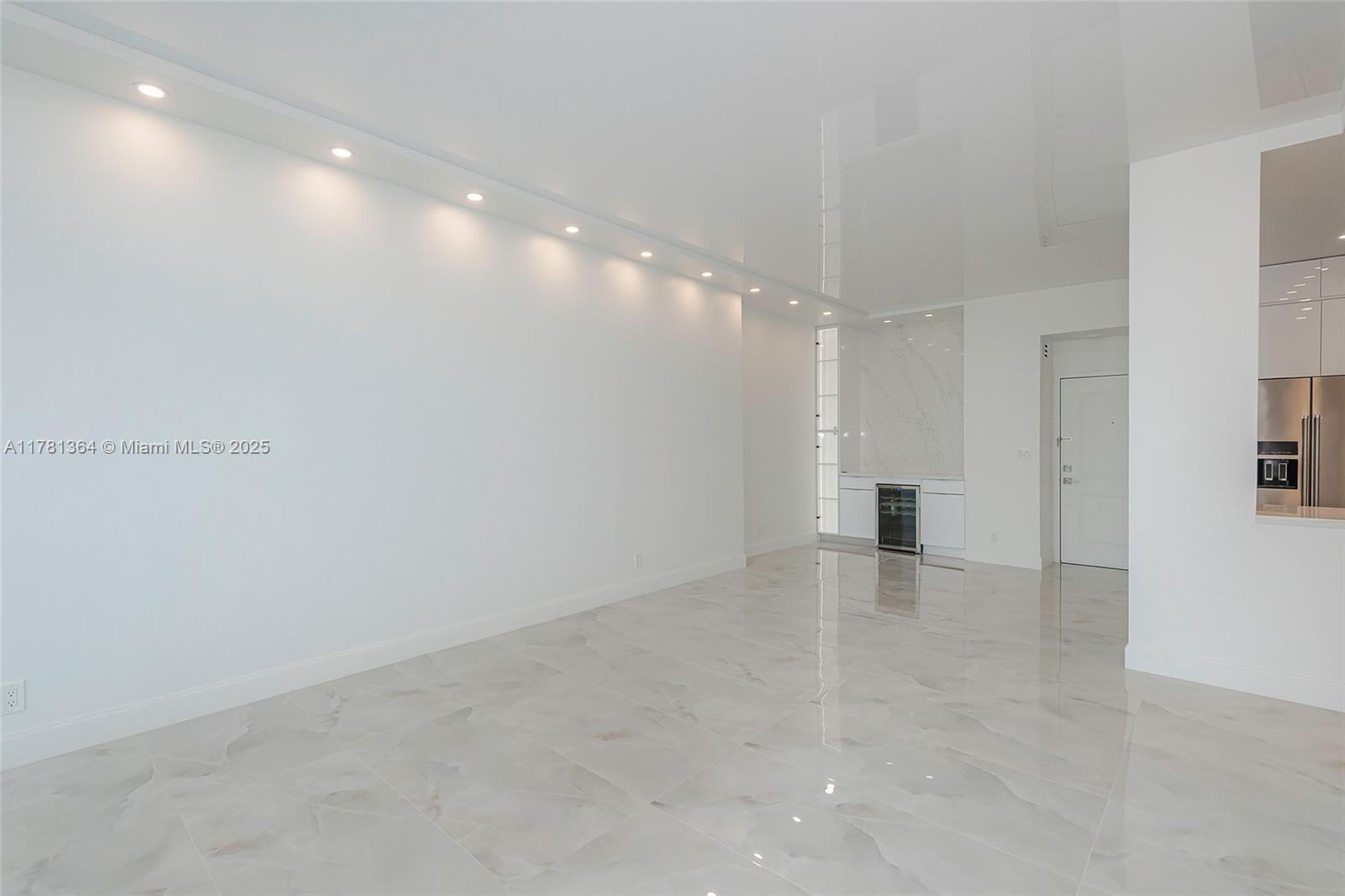 ARLEN HOUSE EAST CONDO - Residential