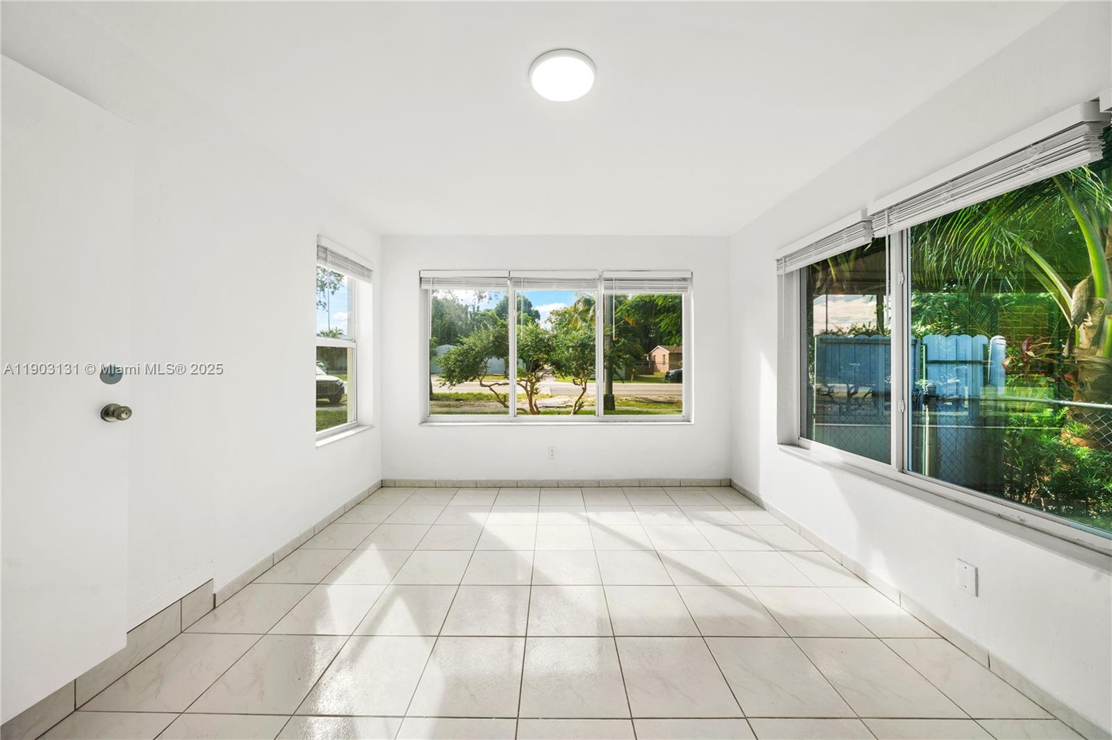 FULFORD BY THE SEA SEC I - Residential Lease