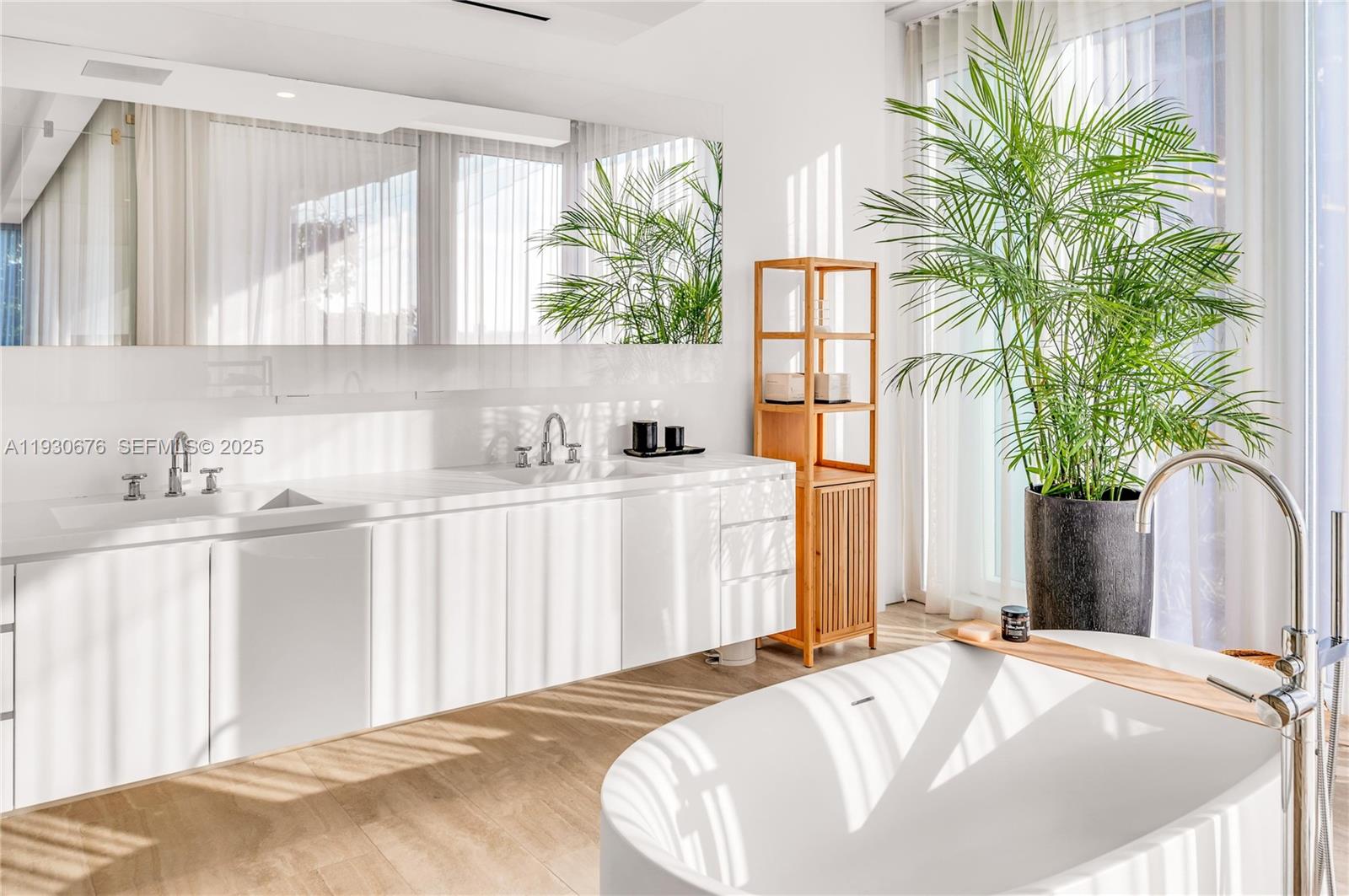 SURF CLUB CONDO - Residential