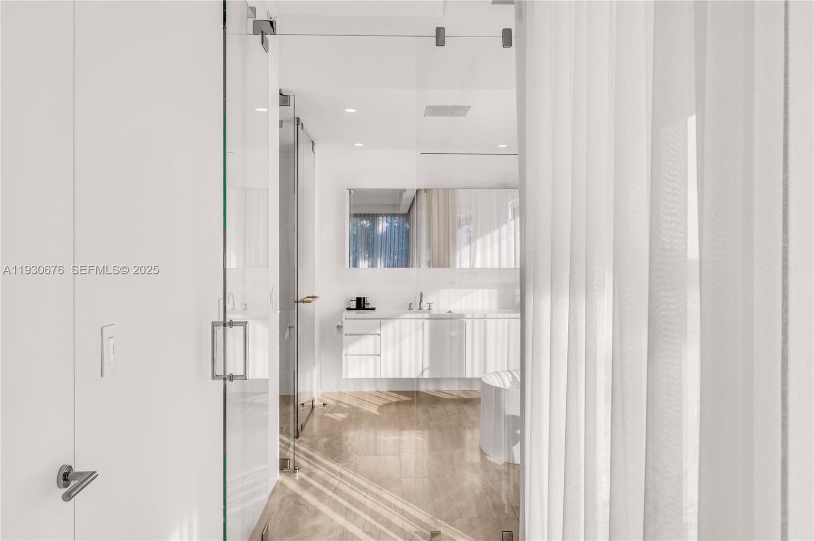 SURF CLUB CONDO - Residential