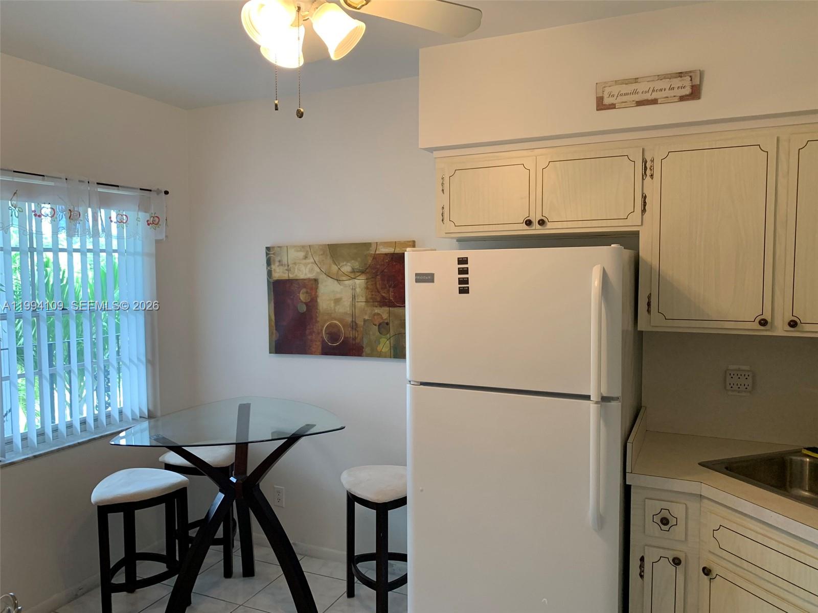 COLONIAL HOUSE CONDO - Residential Lease