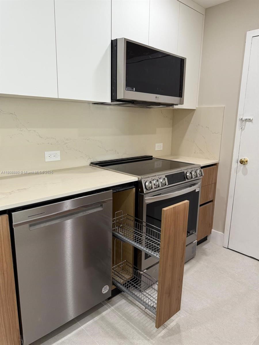 BOSTON PLAZA CONDO - Residential