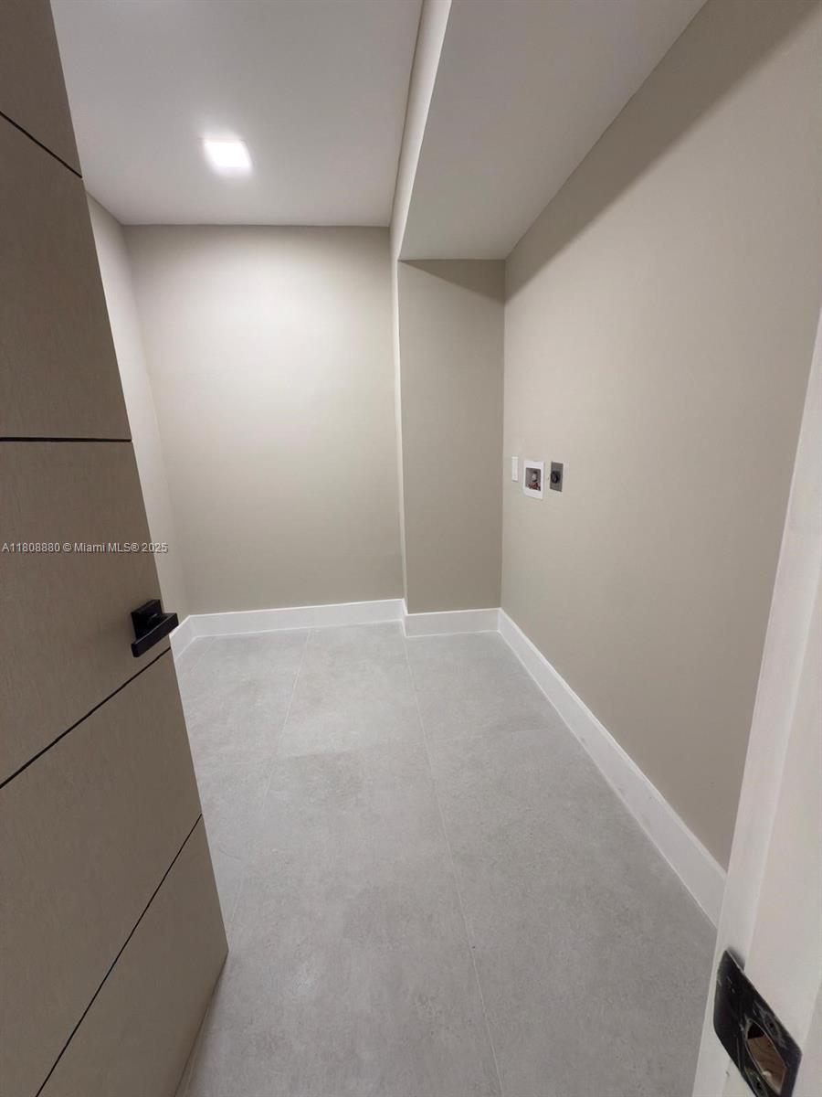 BOSTON PLAZA CONDO - Residential