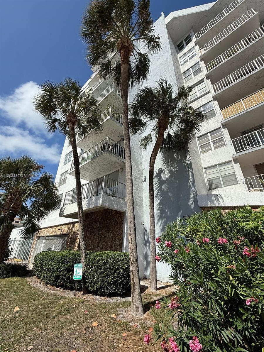 BOSTON PLAZA CONDO - Residential