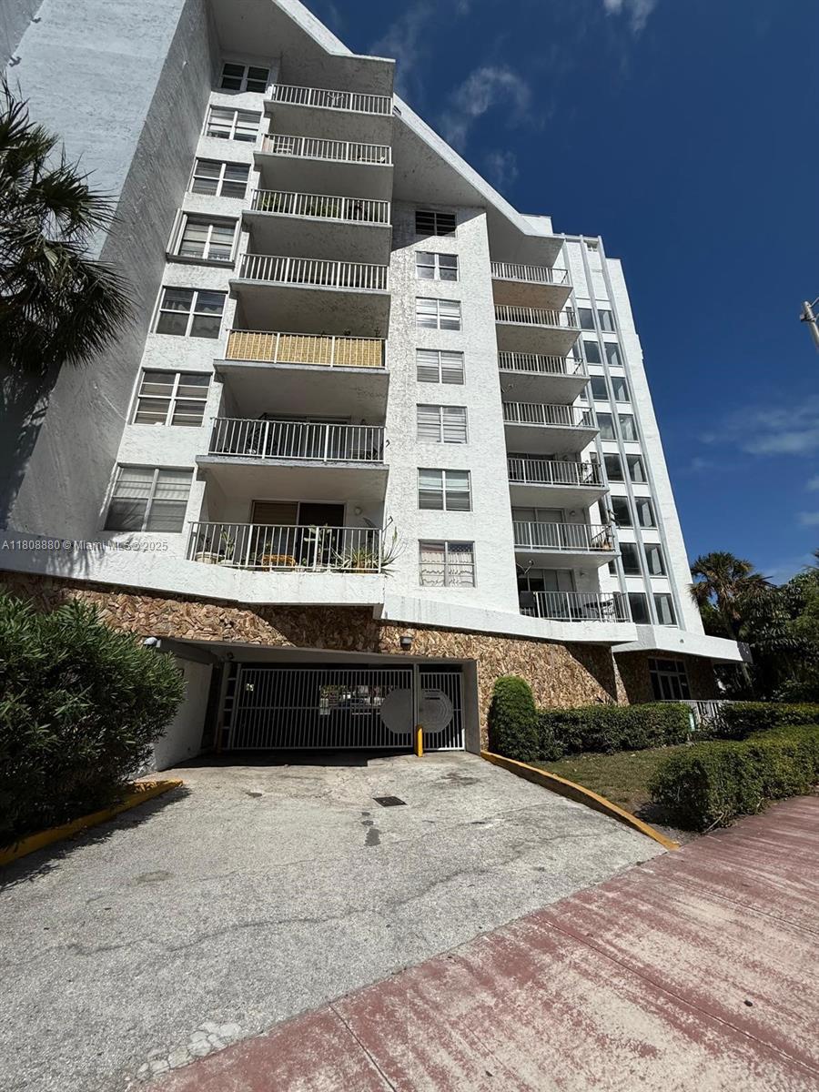 BOSTON PLAZA CONDO - Residential