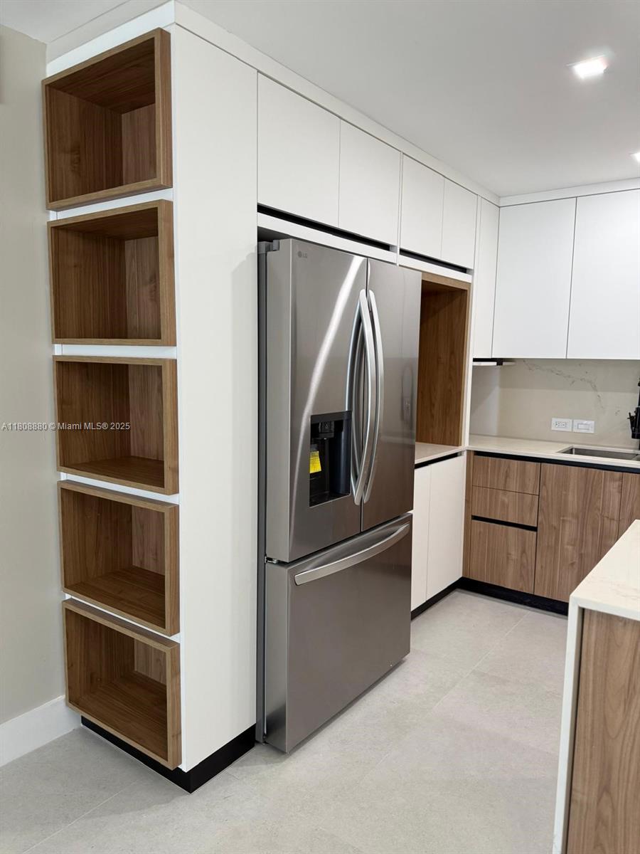 BOSTON PLAZA CONDO - Residential