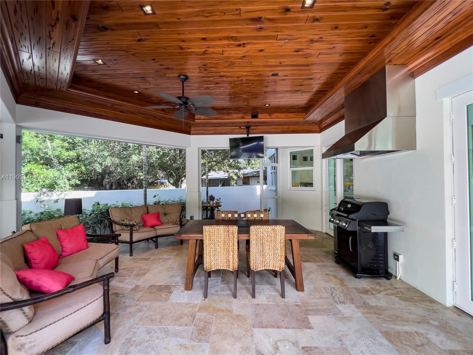 BESSEY'S 2ND ADDITION H W - Residential