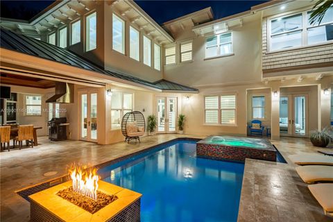 Photo of 545 SW Indianola St, Stuart, FL 34994 (MLS # A11900116)