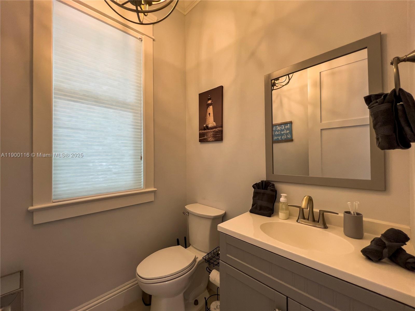 BESSEY'S 2ND ADDITION H W - Residential