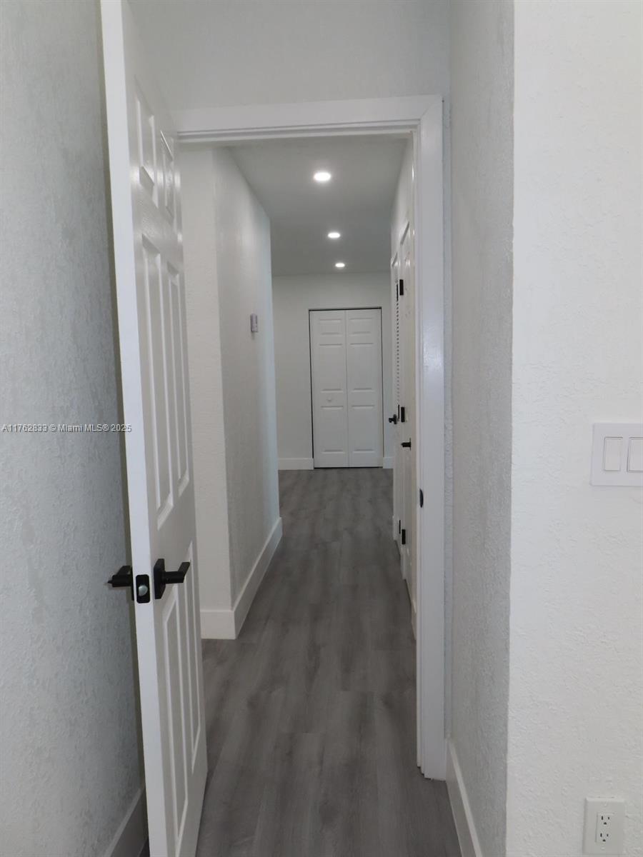 AVOCADO VILLAS - Residential