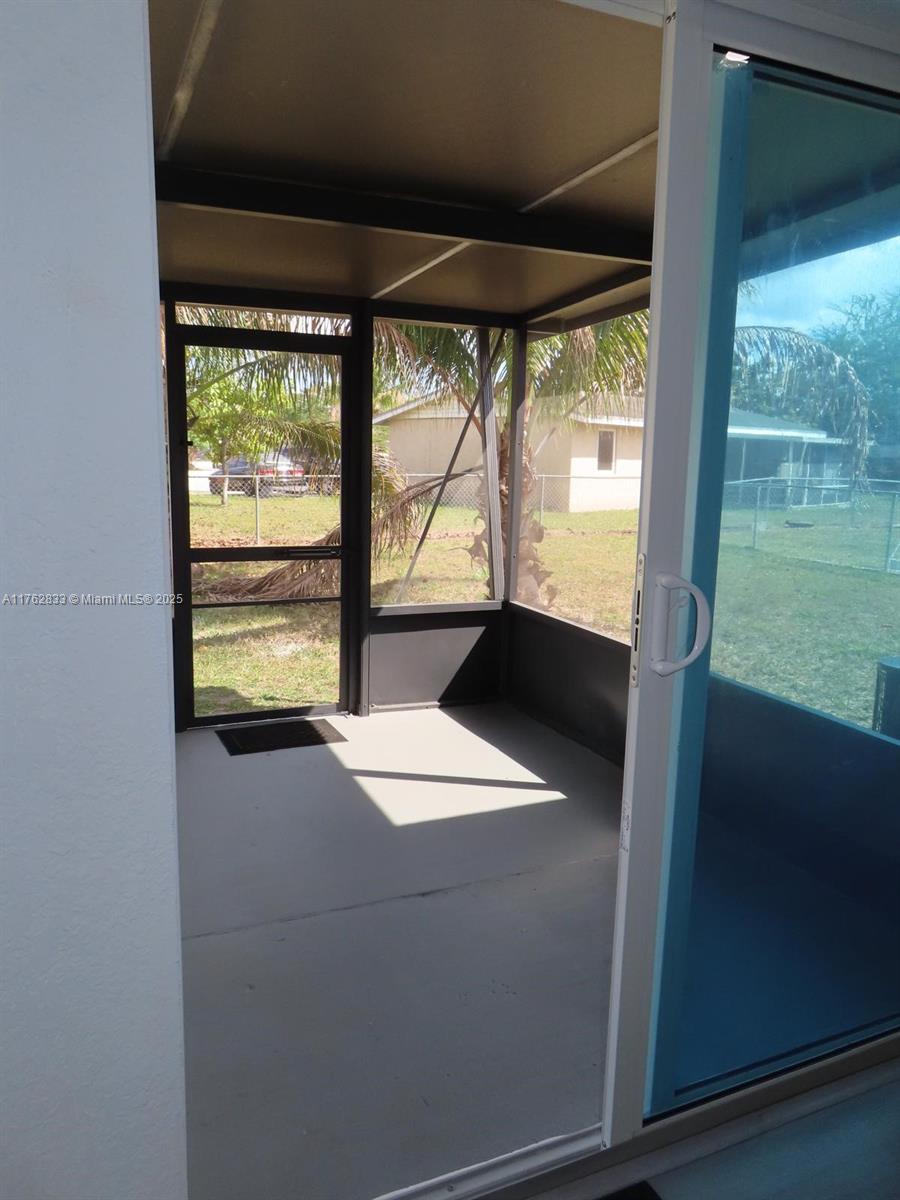 AVOCADO VILLAS - Residential