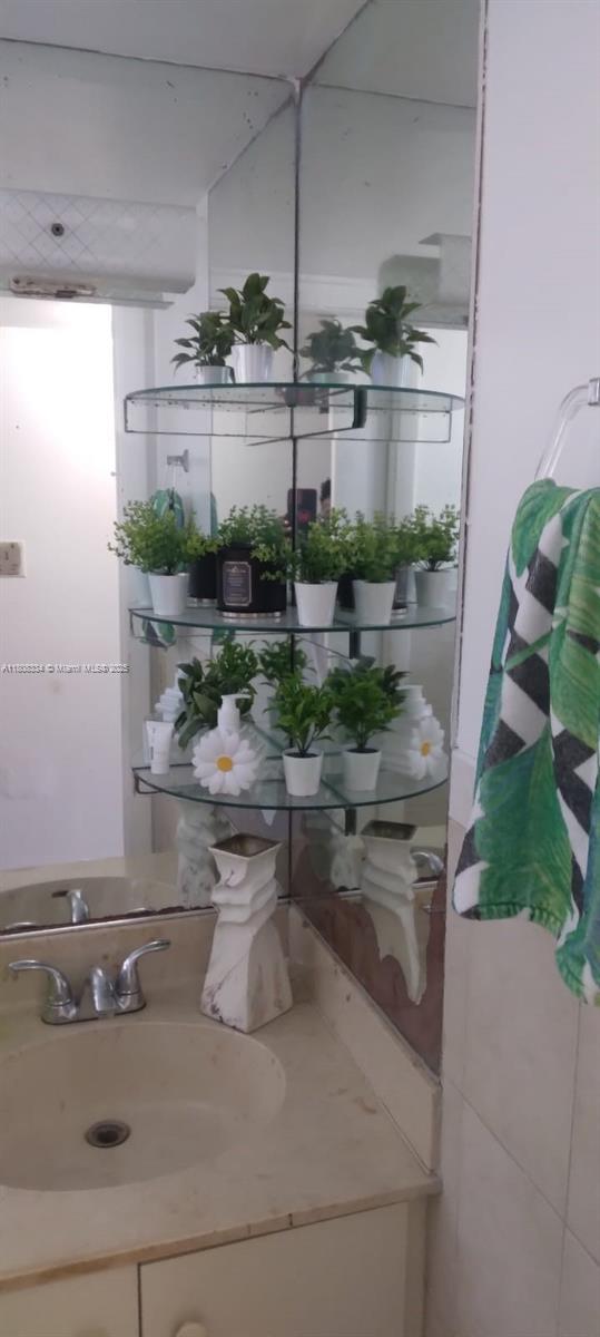 VICTORY GARDENS CONDO - Residential