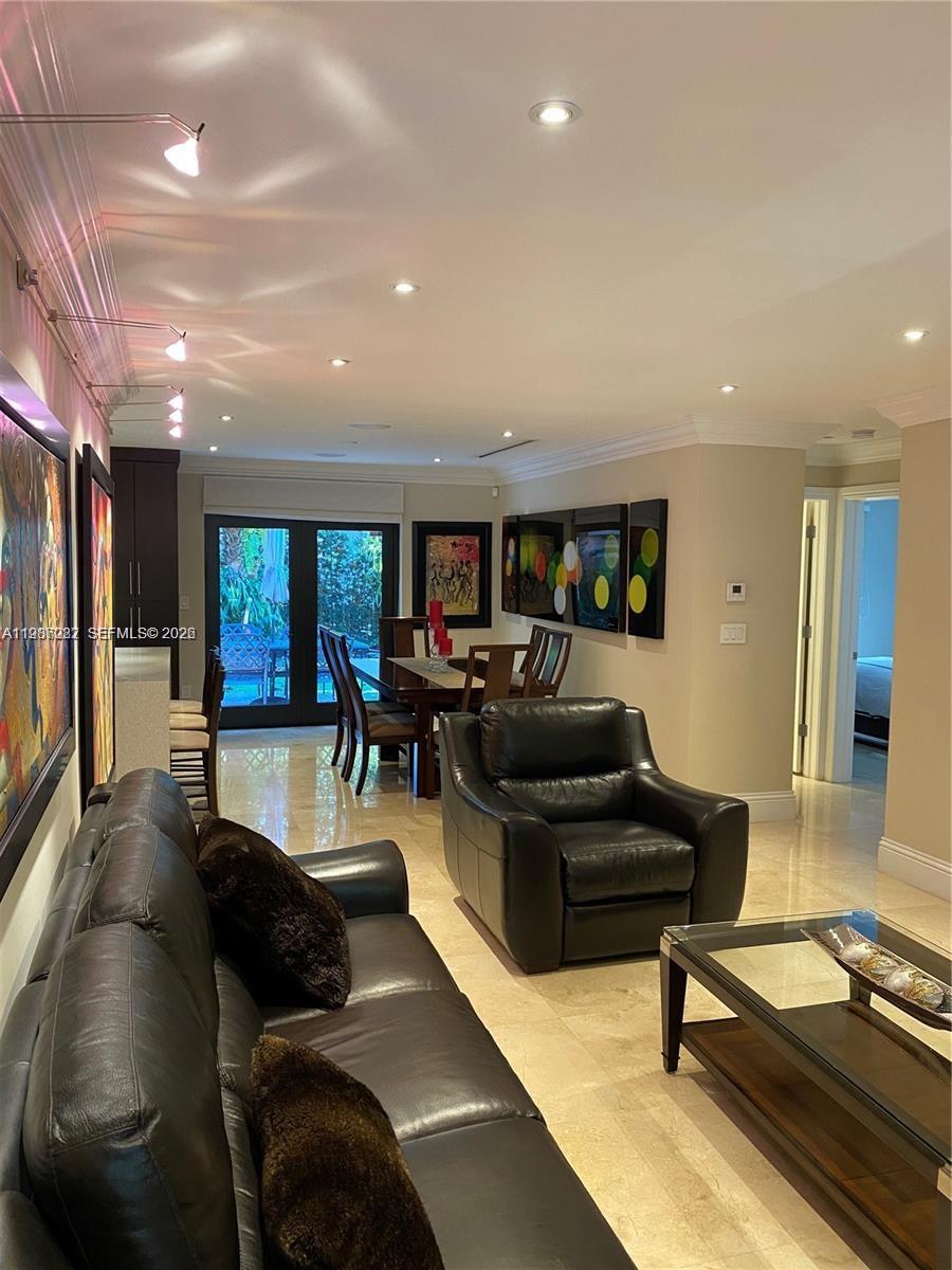 CORAL GABLES GRANADA SEC - Residential Lease