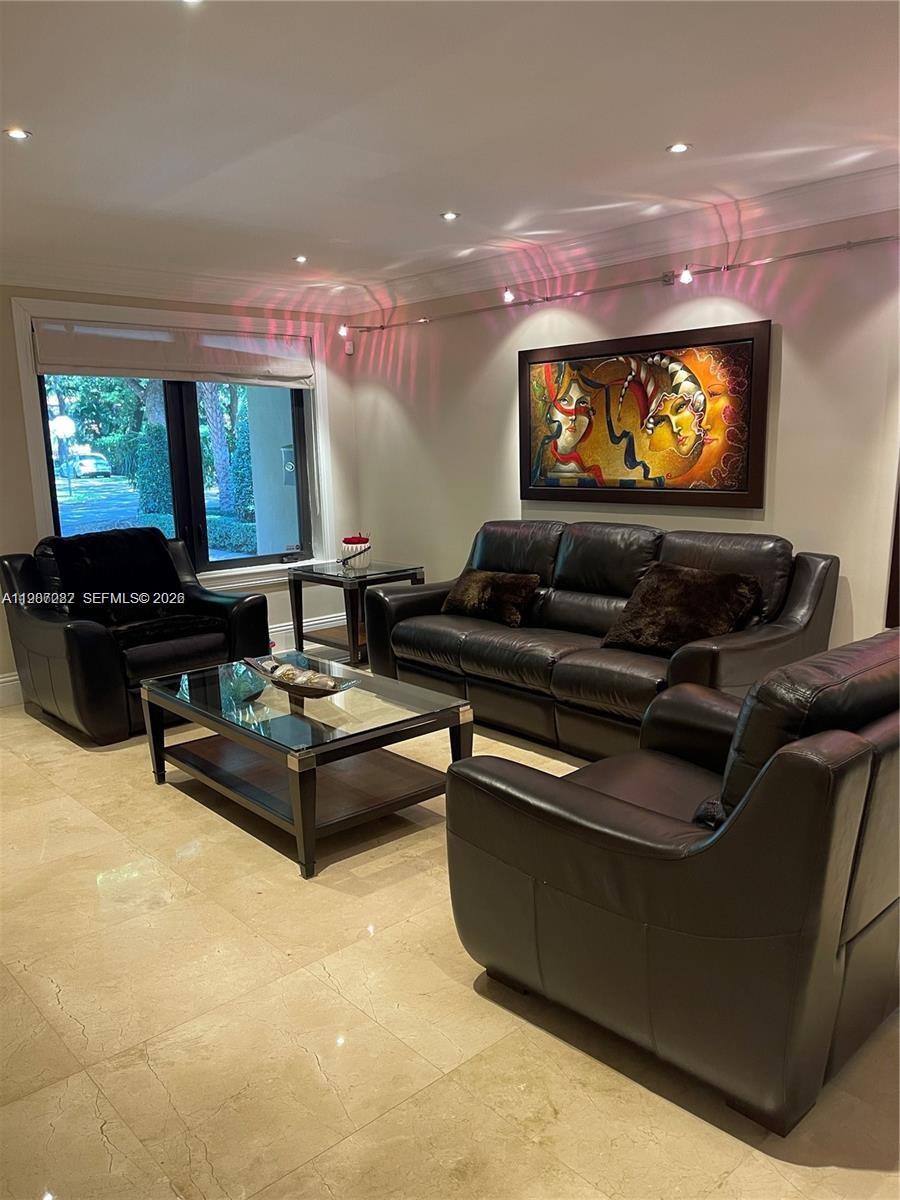 CORAL GABLES GRANADA SEC - Residential Lease