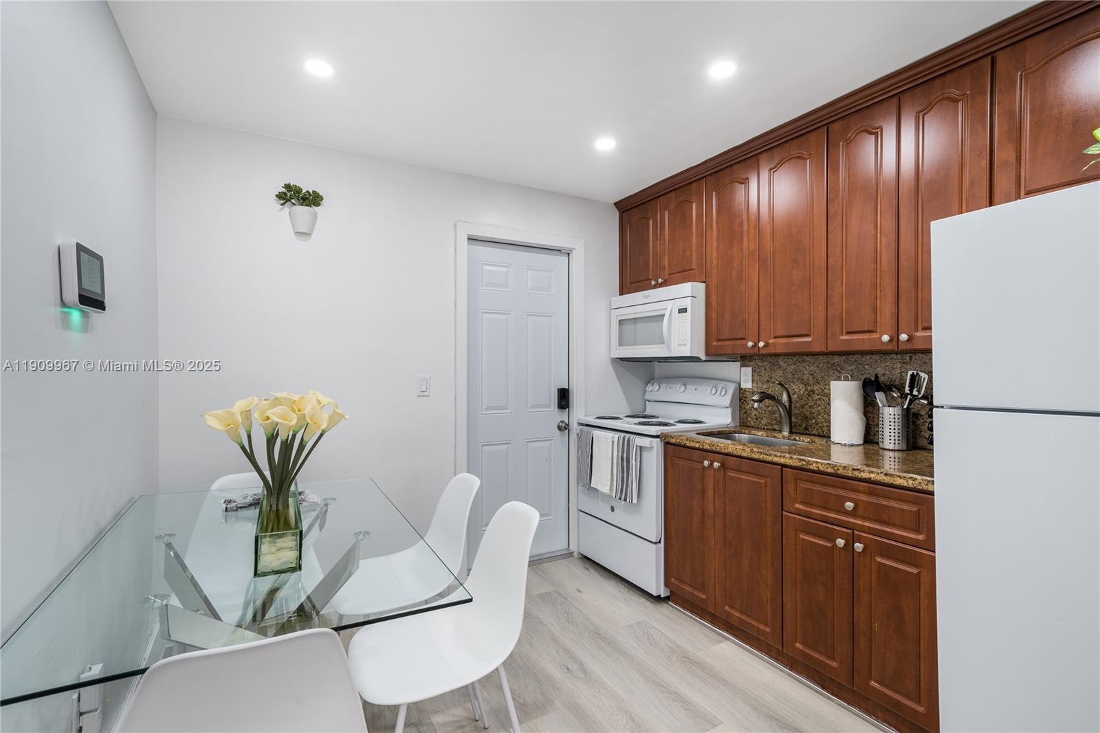 LEJEUNE GDN ESTATES AMD P - Residential Income