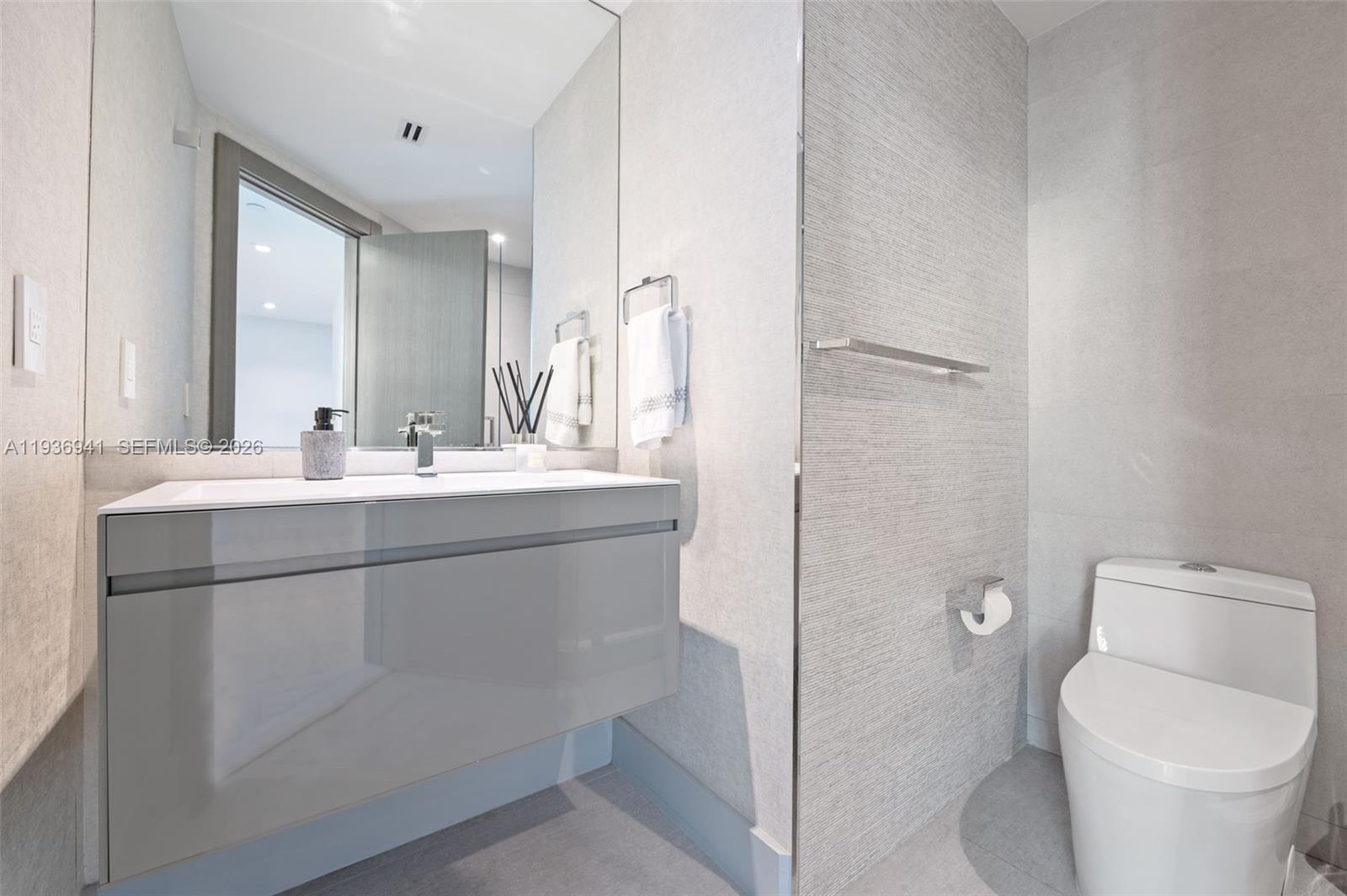 JADE RESIDENCES AT BRICKE - Residential