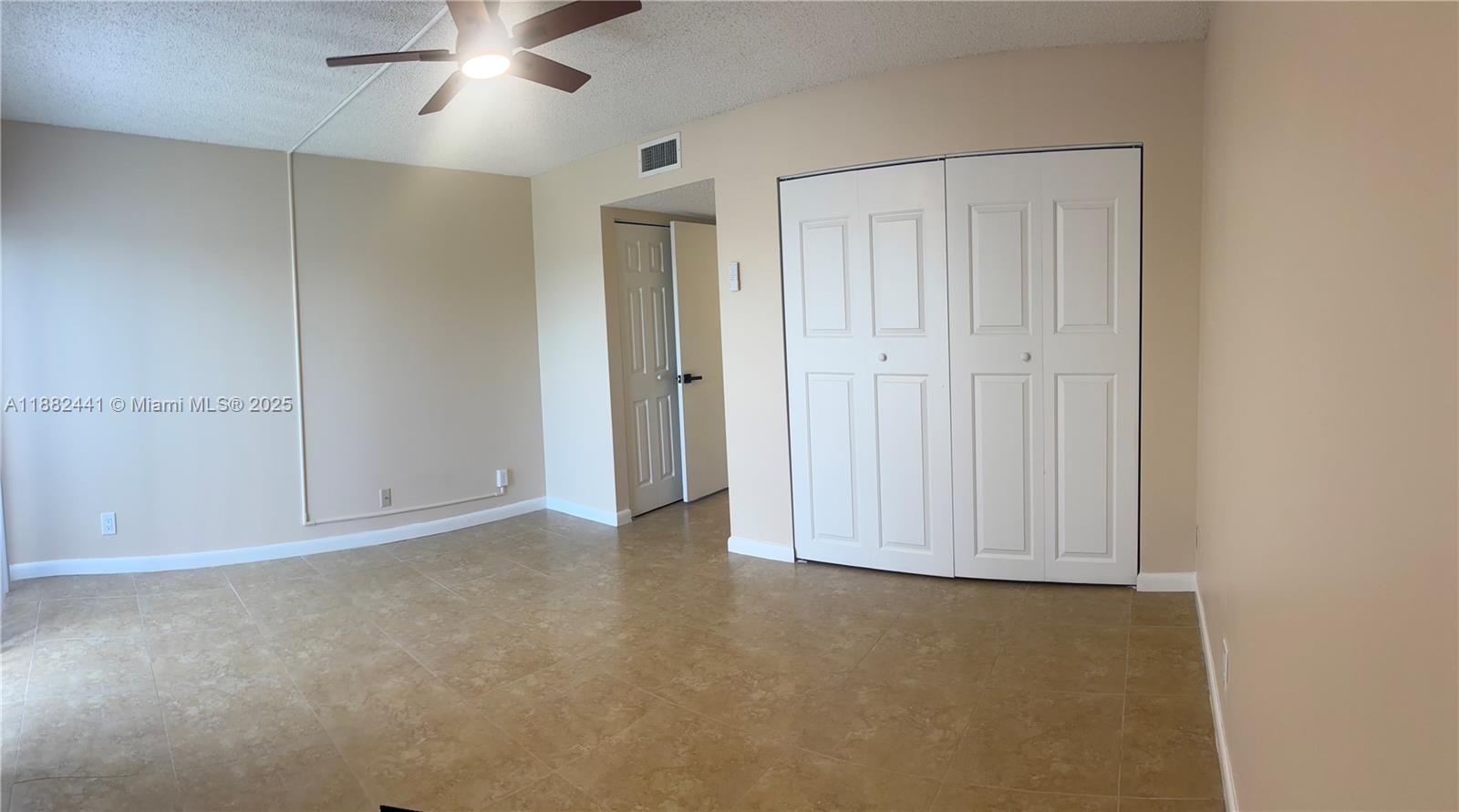 LAKESHORE AT UNIVERSITY P - Residential Lease